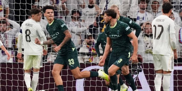 欧冠之王伯纳乌崩盘，英超霸主曼城1-2逆转掀翻皇家马德里