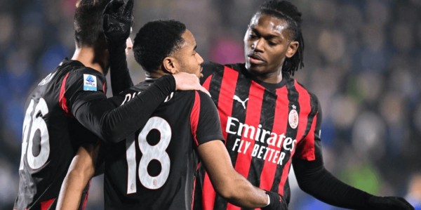 3-1逆转！法布雷加斯气炸了，意甲第2翻盘，只落后国米3分