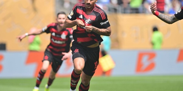 达尼洛：巴西球队比欧洲球迷更适应天气 希望弗拉门戈与尤文碰上