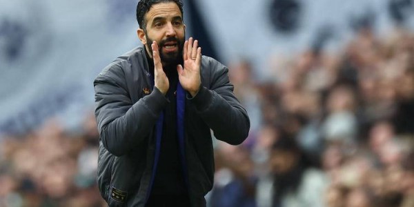 曼联问题究竟何在？“治标不治本”的努力难掩球队深层隐忧