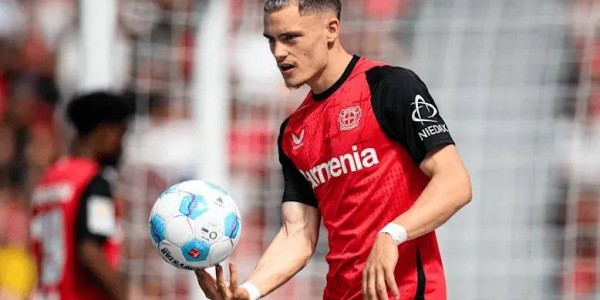 德甲震撼！维尔茨拒绝巨额报价，选择利物浦，拜仁面临挑战